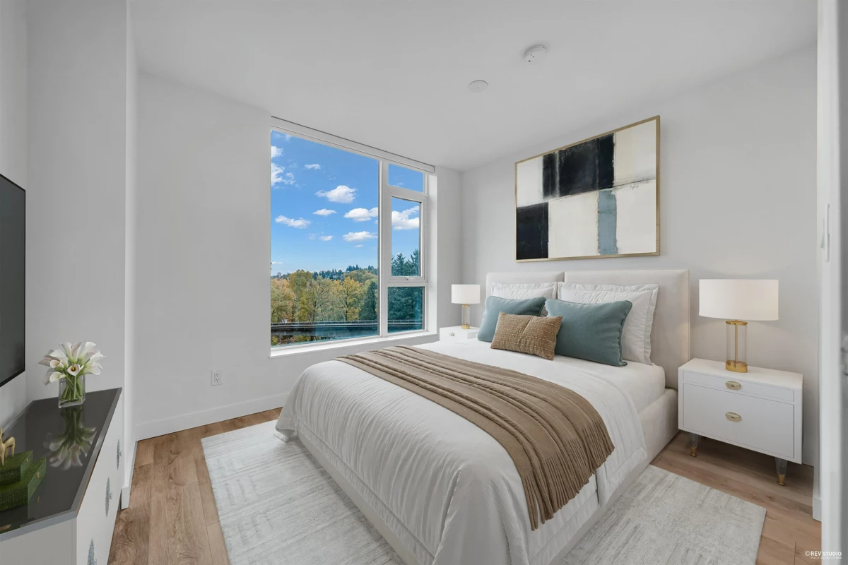Kitchen Island Photo of 809 308 Alderson Avenue, Coquitlam, BC