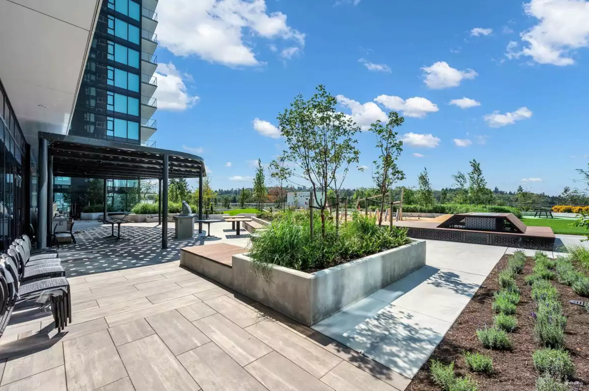 Walk-In Closet Photo of 809 308 Alderson Avenue, Coquitlam, BC