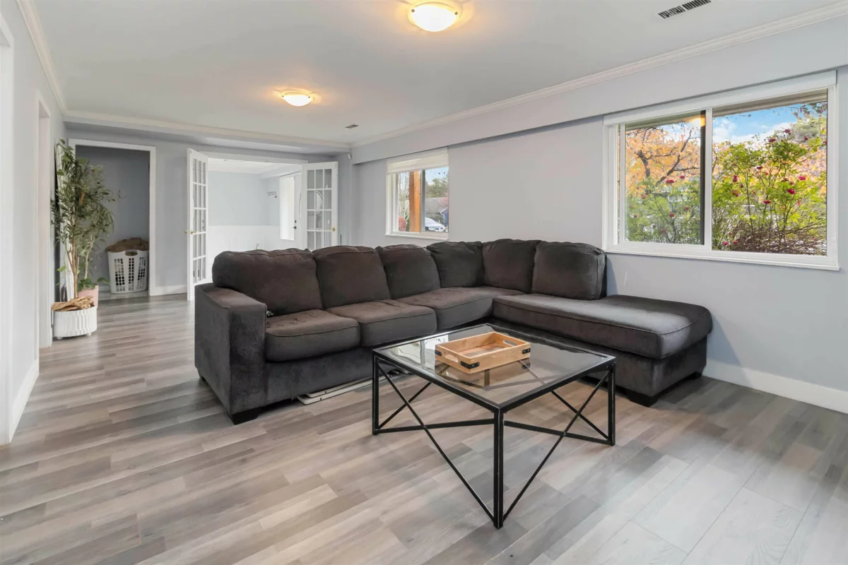 Family Room Photo of 5237 12 Avenue, Tsawwassen, BC