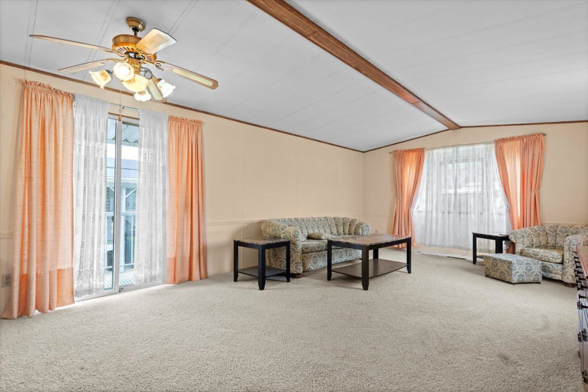 Kitchen Photo of 33 9055 Ashwell Road, Chilliwack, BC