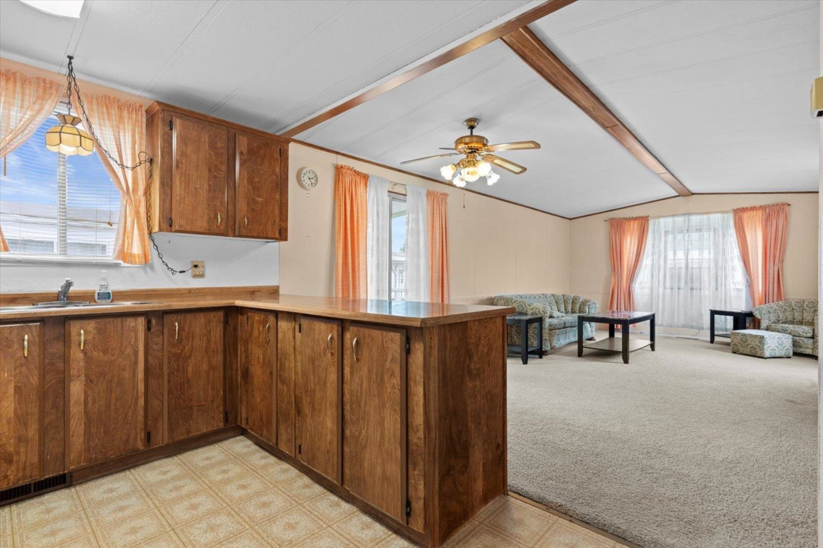 Primary Bedroom Photo of 33 9055 Ashwell Road, Chilliwack, BC