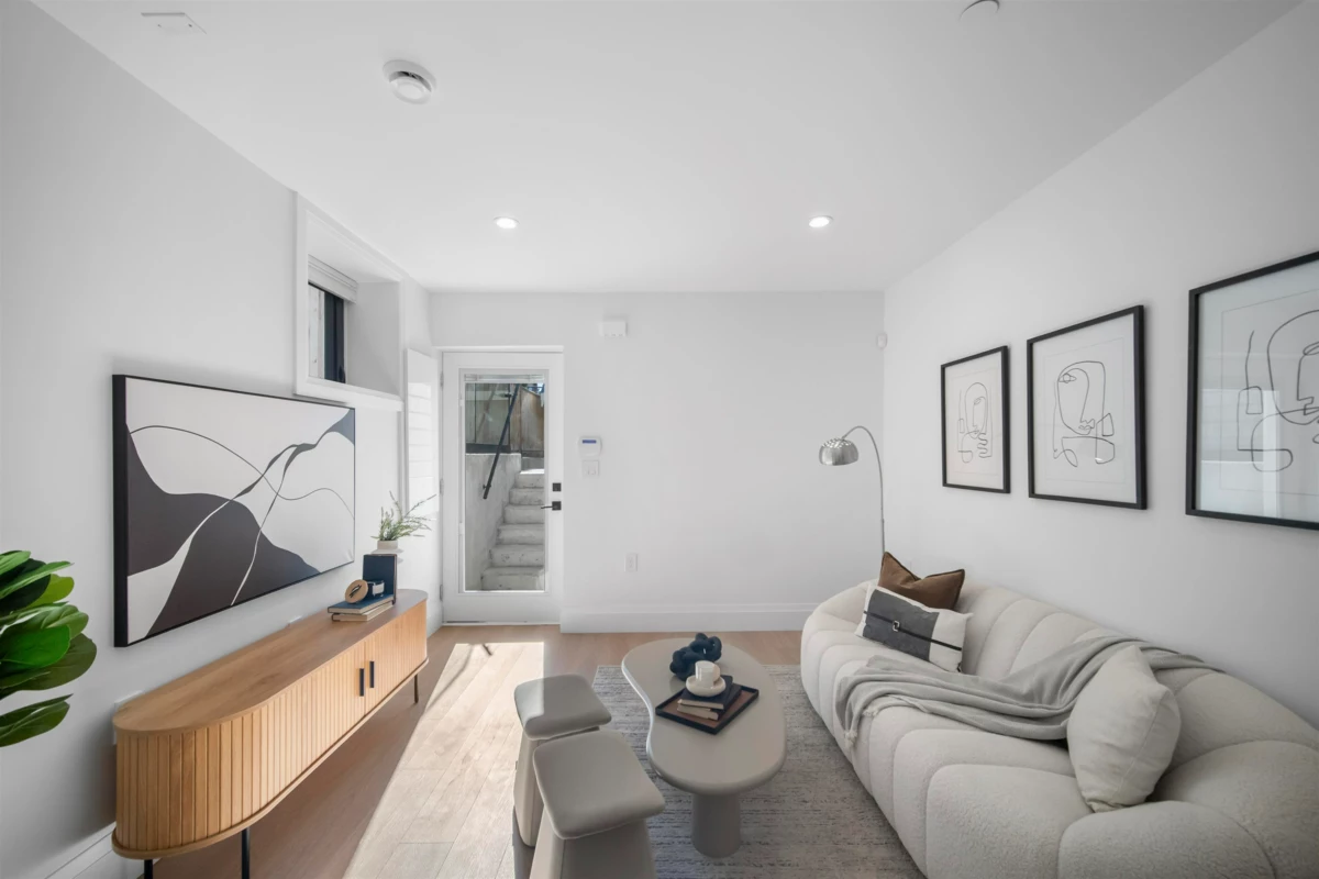 Laundry Room Photo of 3940 W 24th Avenue, Vancouver, BC