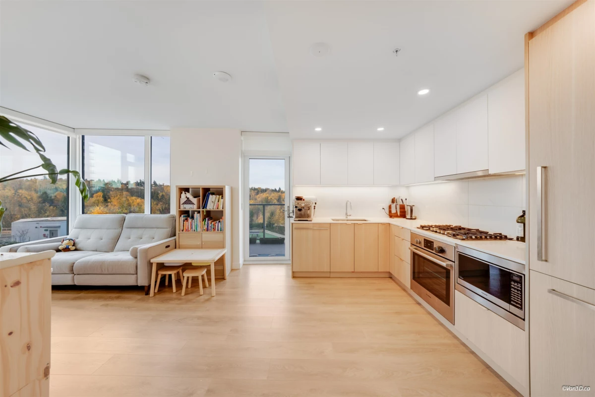 Basement Recreation Room Photo of 807 318 Alderson Avenue, Coquitlam, BC