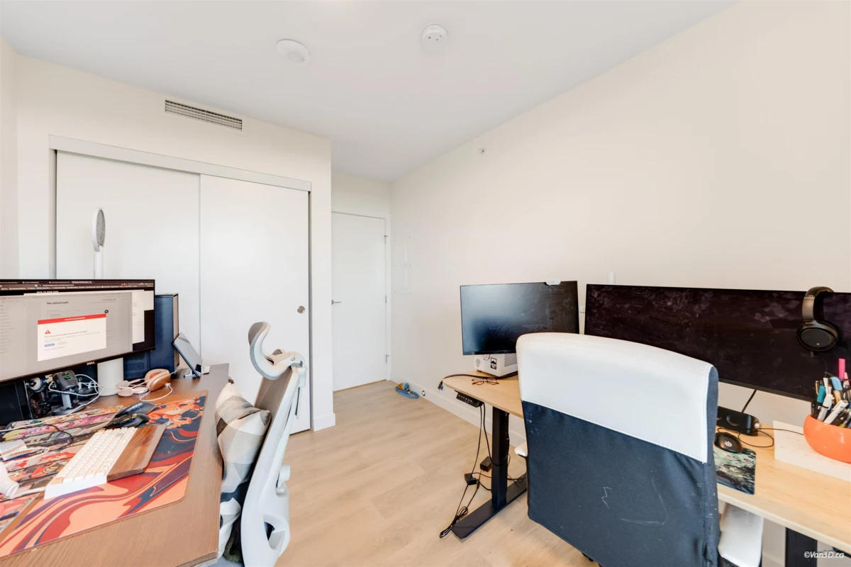 Garage Interior Photo of 807 318 Alderson Avenue, Coquitlam, BC