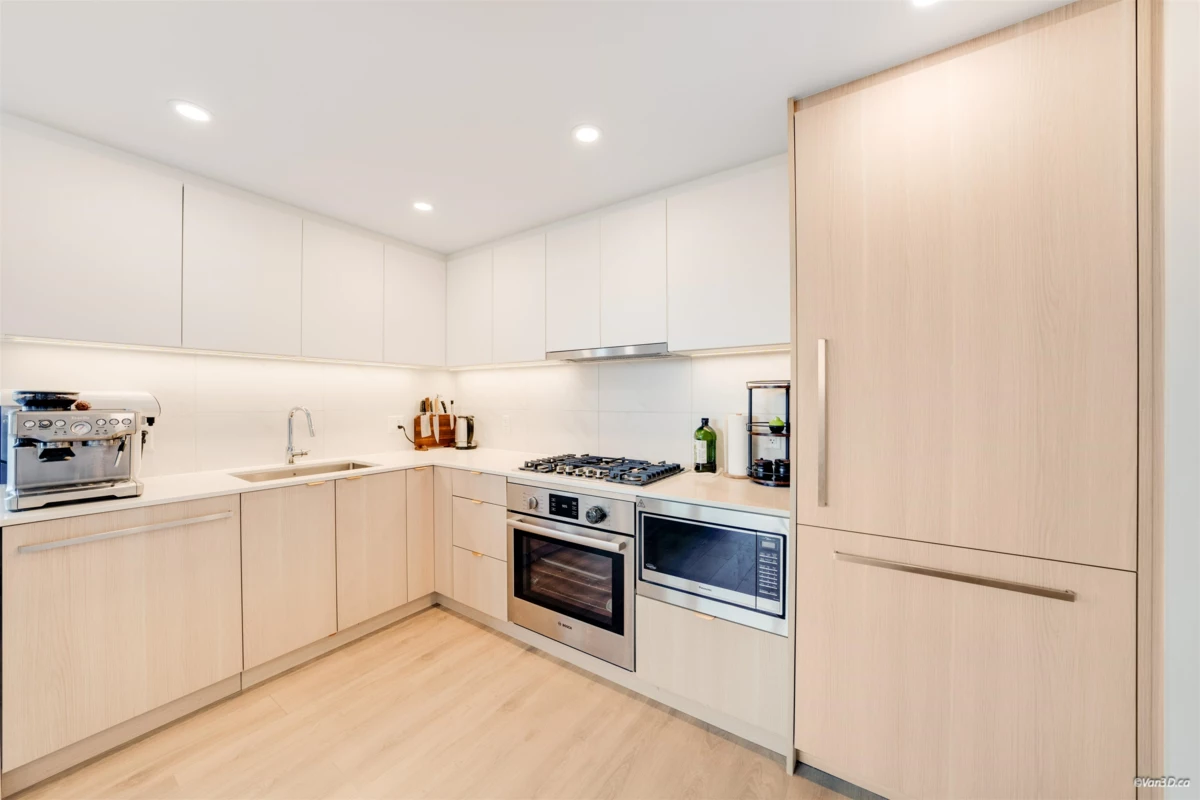 Laundry Room Photo of 807 318 Alderson Avenue, Coquitlam, BC
