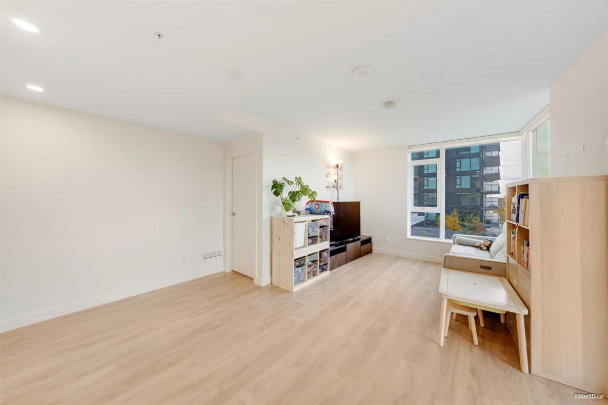 Outdoor Deck Photo of 807 318 Alderson Avenue, Coquitlam, BC