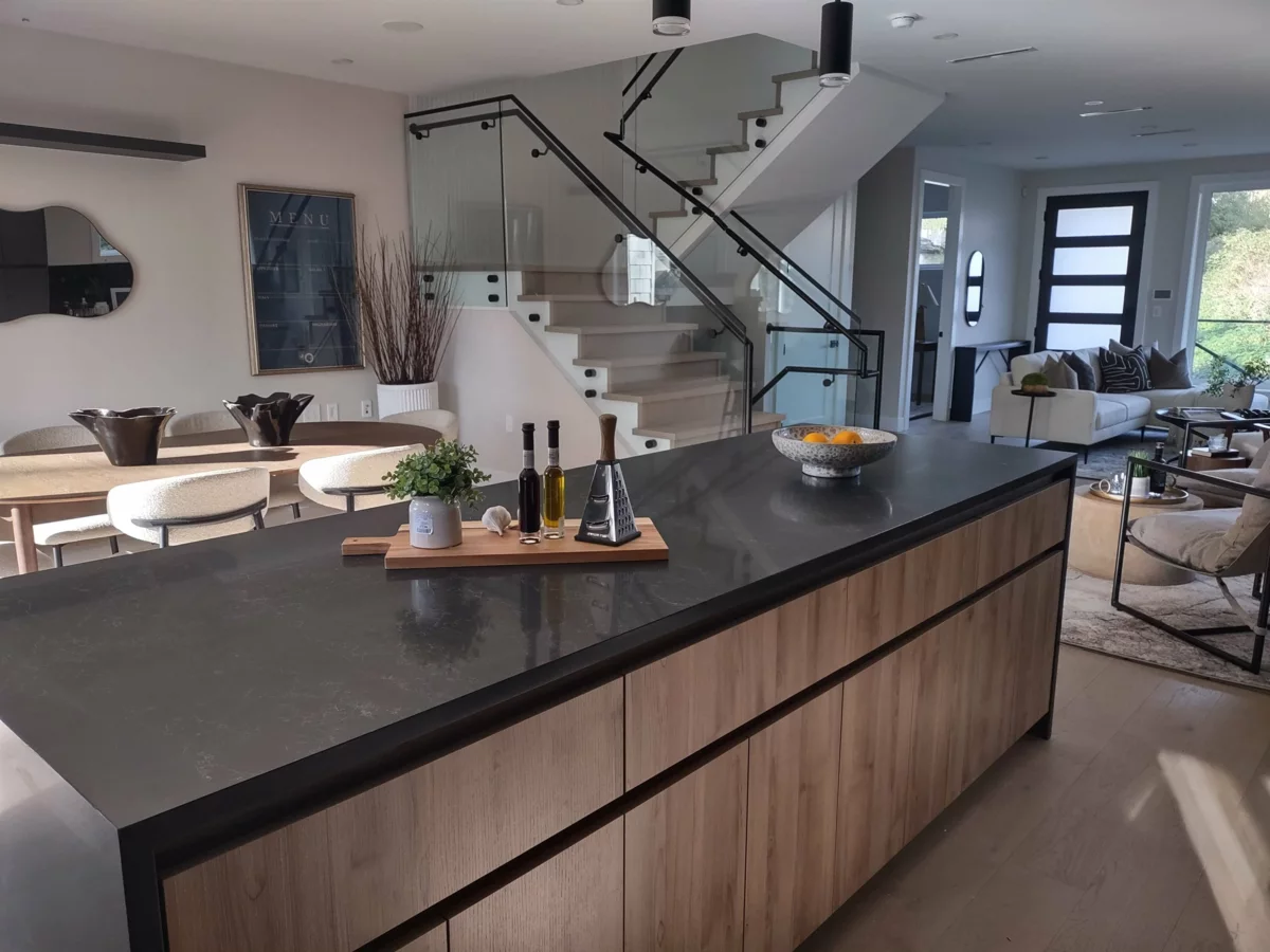 Breakfast Nook Photo of 1 1706 W 68th Avenue, Vancouver, BC