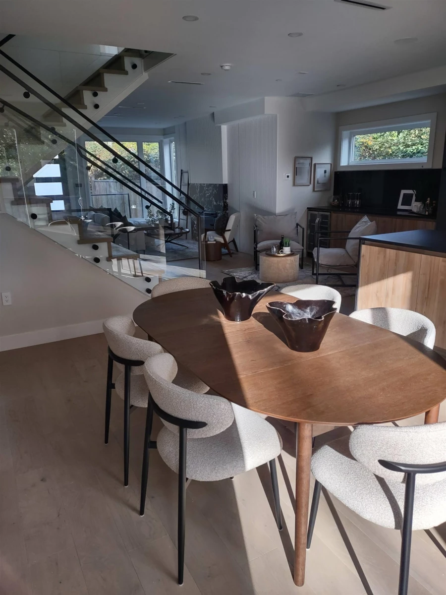 Guest Bathroom Photo of 1 1706 W 68th Avenue, Vancouver, BC