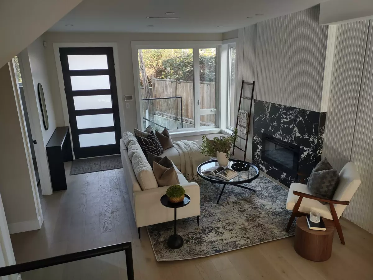 Living Room Photo of 1 1706 W 68th Avenue, Vancouver, BC