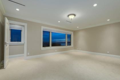 Mudroom Photo of 805 King Georges Way, West Vancouver, BC