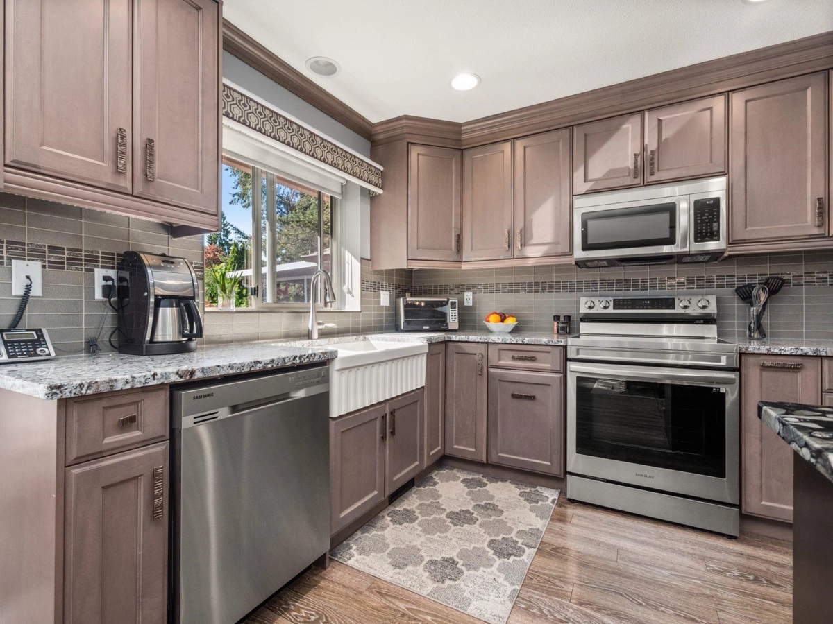 Primary Bedroom Photo of 7937 Burdock Street, Mission, BC