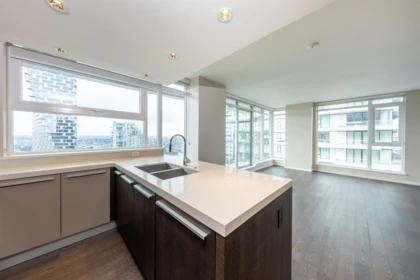 2707 1351 Continental Street, Vancouver, BC, Vancouver — Apartment/Condo for sale