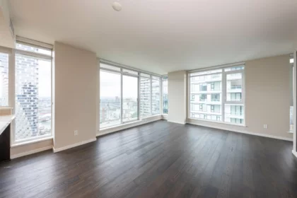 2707 1351 Continental Street, Vancouver, BC, Vancouver — Apartment/Condo for sale
