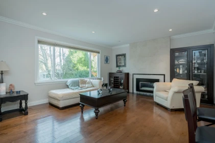 Dining Area Photo of 1901 Iris Place, Surrey, BC