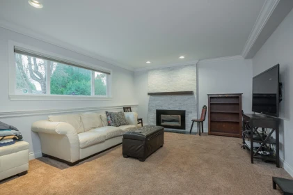 Mudroom Photo of 1901 Iris Place, Surrey, BC