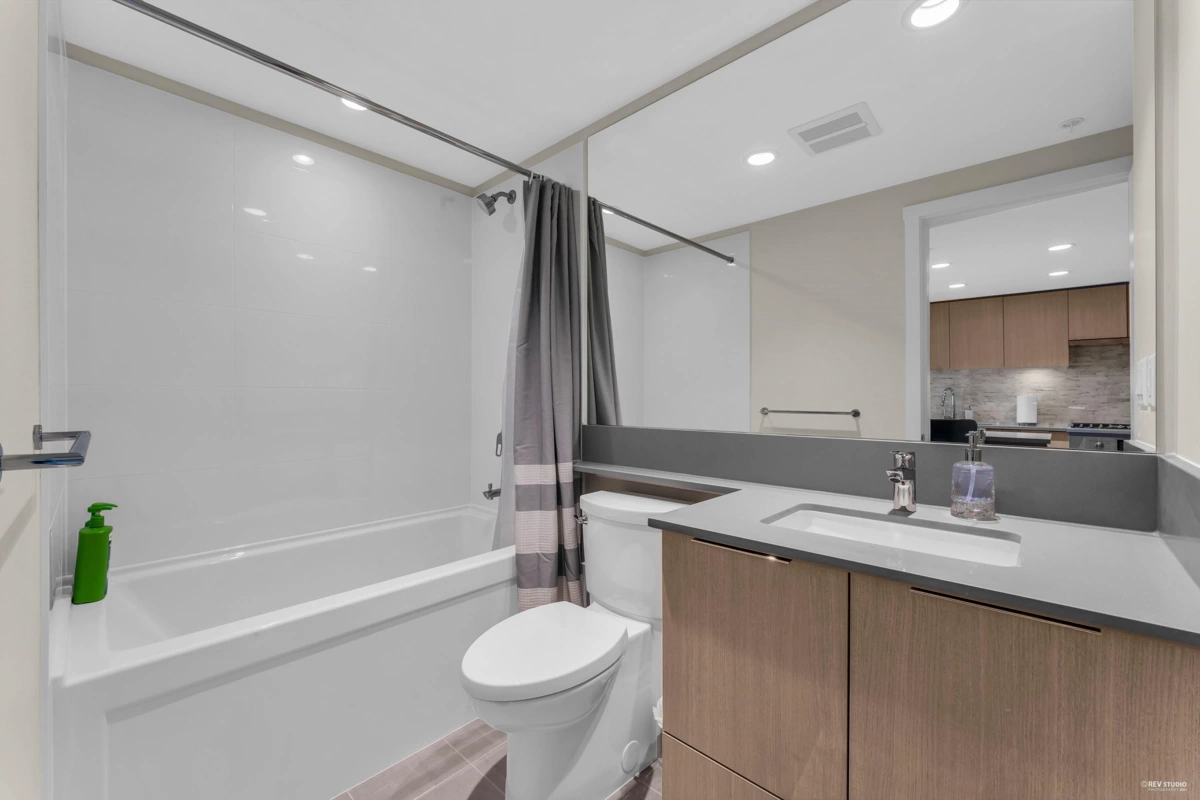 Basement Recreation Room Photo of 3504 1182 Westwood Street, Coquitlam, BC