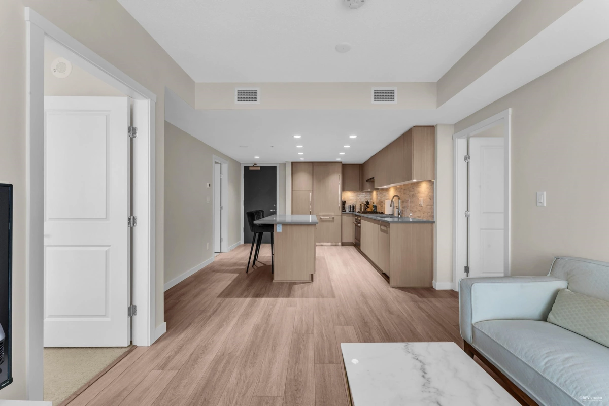 Dining Area Photo of 3504 1182 Westwood Street, Coquitlam, BC