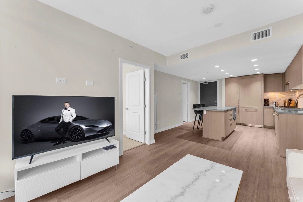 Family Room Photo of 3504 1182 Westwood Street, Coquitlam, BC