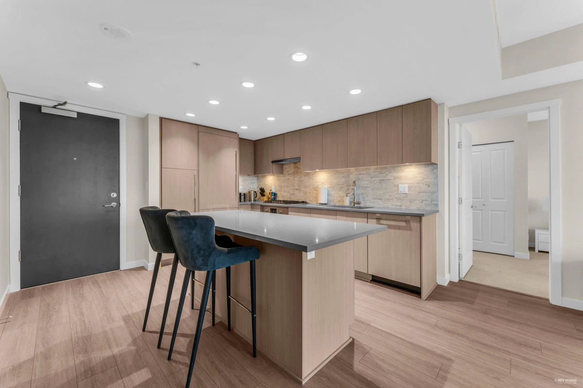 Primary Bathroom Photo of 3504 1182 Westwood Street, Coquitlam, BC