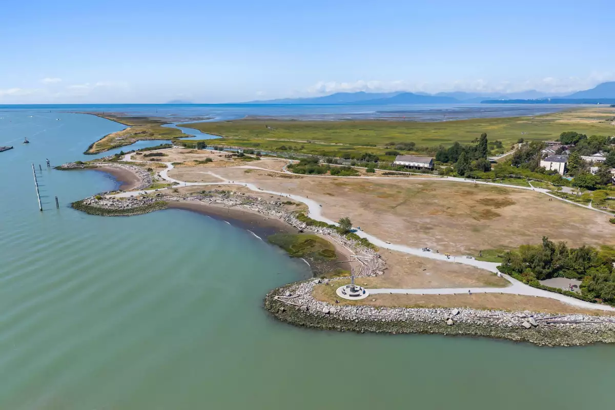 Community Amenities Photo (Clubhouse) of 28 10840 Springmont Drive, Richmond, BC