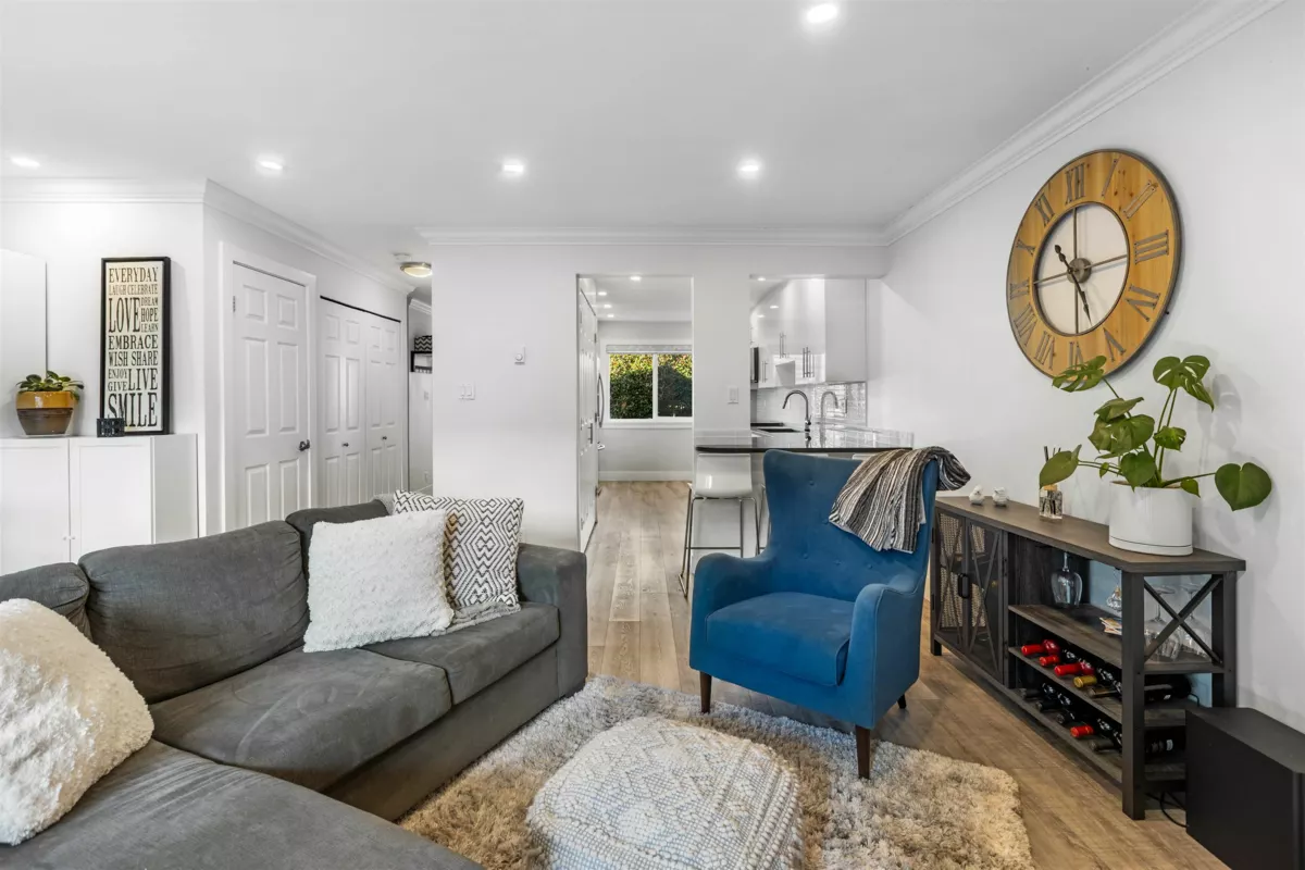Kitchen Island Photo of 28 10840 Springmont Drive, Richmond, BC