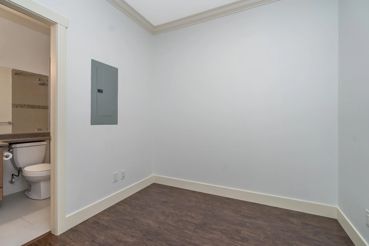 Staircase Photo of 405 3192 Gladwin Road, Abbotsford, BC