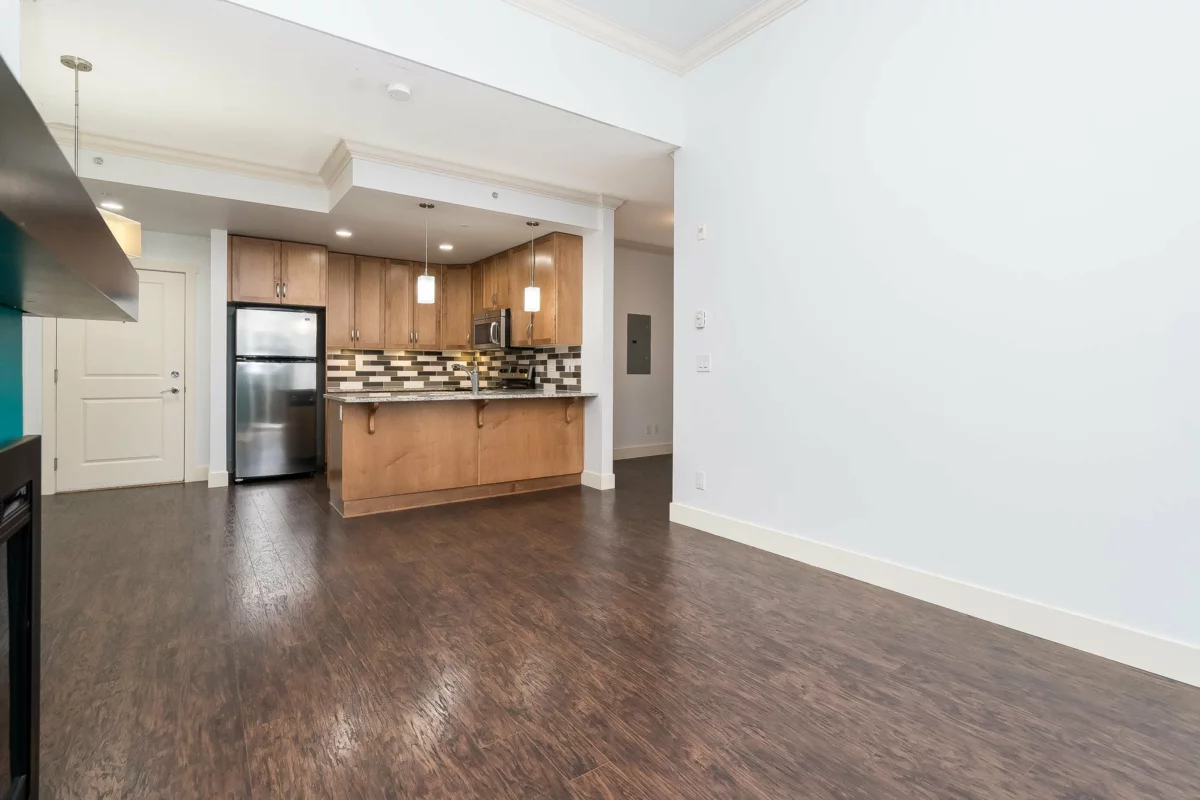 Walk-In Closet Photo of 405 3192 Gladwin Road, Abbotsford, BC