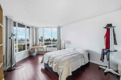 Bedroom 4 Photo of 701 14881 103a Avenue, Surrey, BC