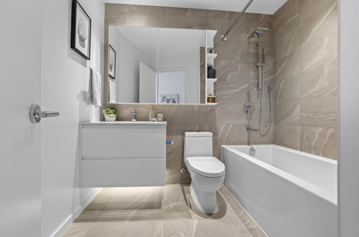 Backyard Photo of 907 6500 Minoru Boulevard, Richmond, BC