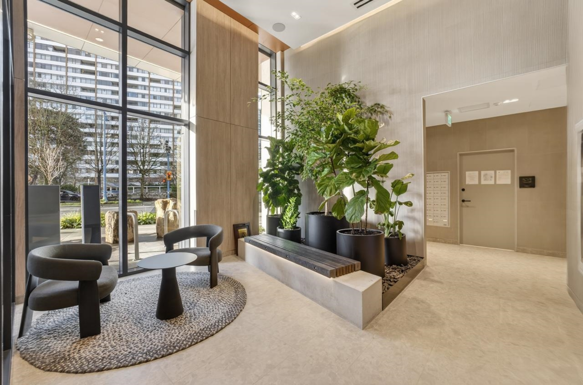 Hot Tub / Spa Photo of 907 6500 Minoru Boulevard, Richmond, BC