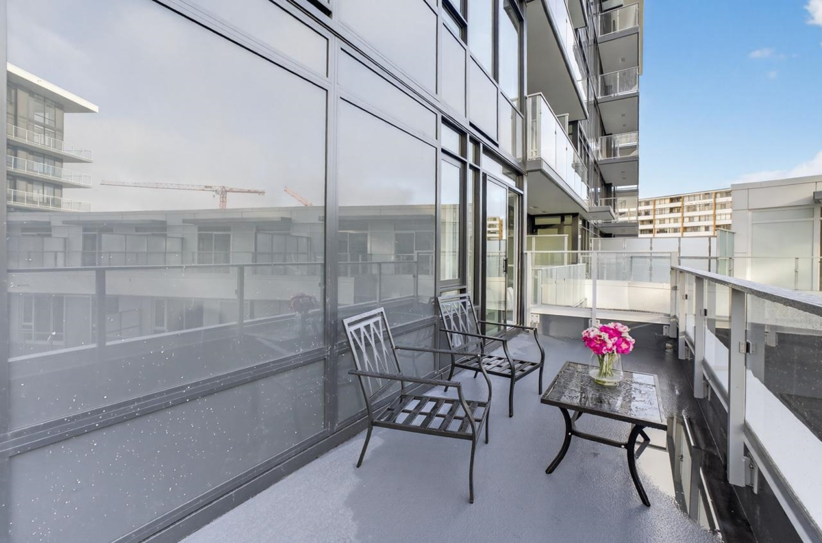 Mudroom Photo of 907 6500 Minoru Boulevard, Richmond, BC