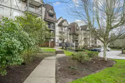 421 12083 92a Avenue, Surrey, BC, Surrey — Apartment/Condo for sale