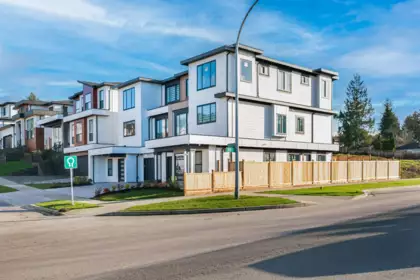 102 18002 63b Avenue, Surrey, BC, Surrey — Half Duplex for sale