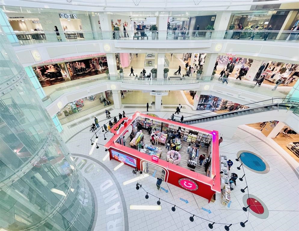 Backyard Photo of 35 6868 Burlington Avenue, Burnaby, BC