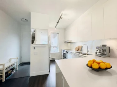 Kitchen Island Photo of 35 6868 Burlington Avenue, Burnaby, BC