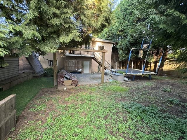 Guest Bathroom Photo of 6693 Canada Way, Burnaby, BC
