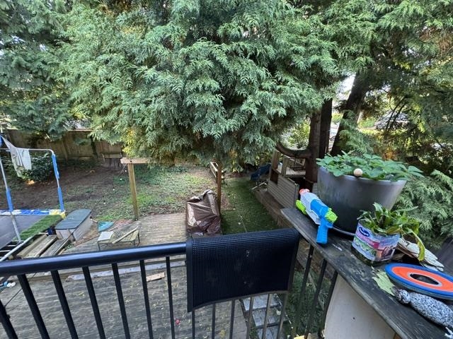 Loft / Bonus Room Photo of 6693 Canada Way, Burnaby, BC