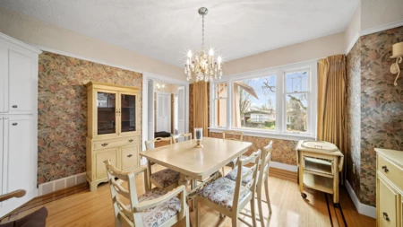 Breakfast Nook Photo of 3537 W 31st Avenue, Vancouver, BC