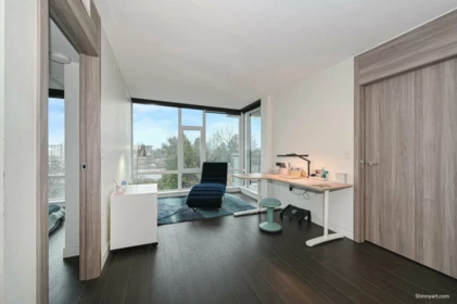 Kitchen Island Photo of 689 3311 Ketcheson Road, Richmond, BC