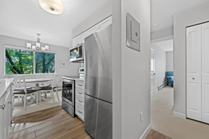 Powder Room Photo of 305 8775 Cartier Street, Vancouver, BC