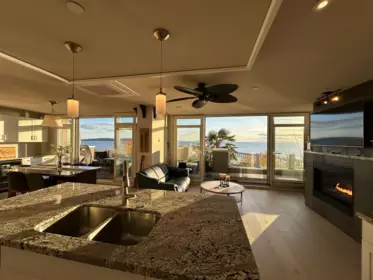 101 15097 Marine Drive, White Rock, BC, White Rock — 3 bed apartment/condo for sale