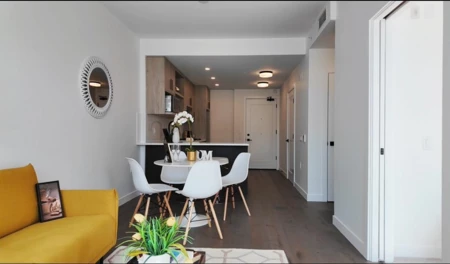 302 6859 Cambie Street, Vancouver, BC