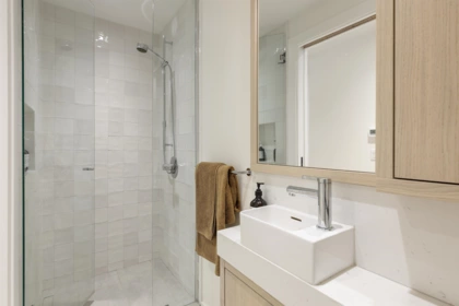 Guest Bathroom Photo of 2502 W 33rd Avenue, Vancouver, BC