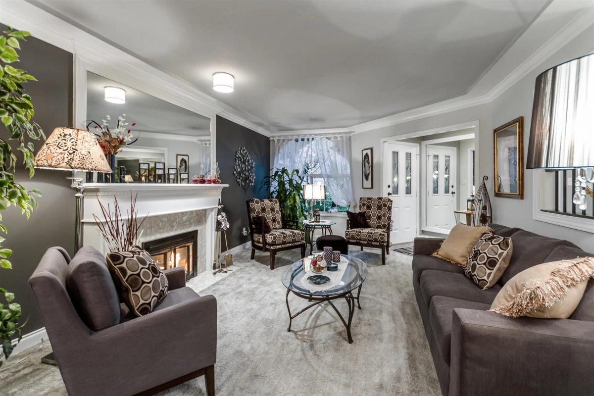 Living Room Photo of 23 6061 W Boundary Drive, Surrey, BC