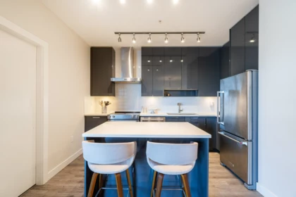 303 1768 Gilmore Avenue, Burnaby, BC, Burnaby — Apartment/Condo for sale
