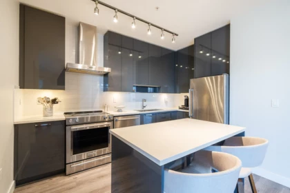 303 1768 Gilmore Avenue, Burnaby, BC, Burnaby — Apartment/Condo for sale