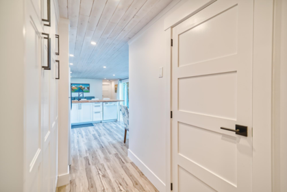 Garage Interior Photo of 7949 Redrooffs Road, Halfmoon Bay, BC