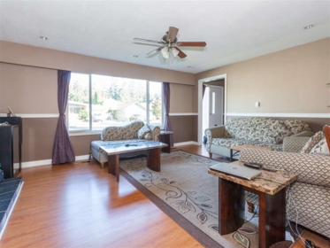 32202 Hillcrest Avenue, Abbotsford, BC, Abbotsford West — 5 bed single family residence for sale