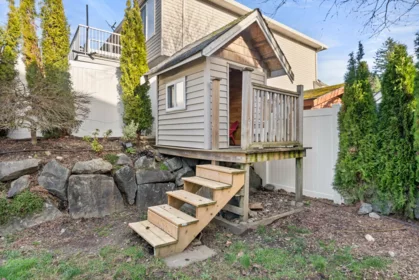 Backyard Photo of 46001 Bridle Ridge Crescent, Chilliwack, BC
