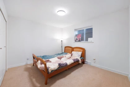 Hallway Photo of 3376 Watkins Avenue, Coquitlam, BC